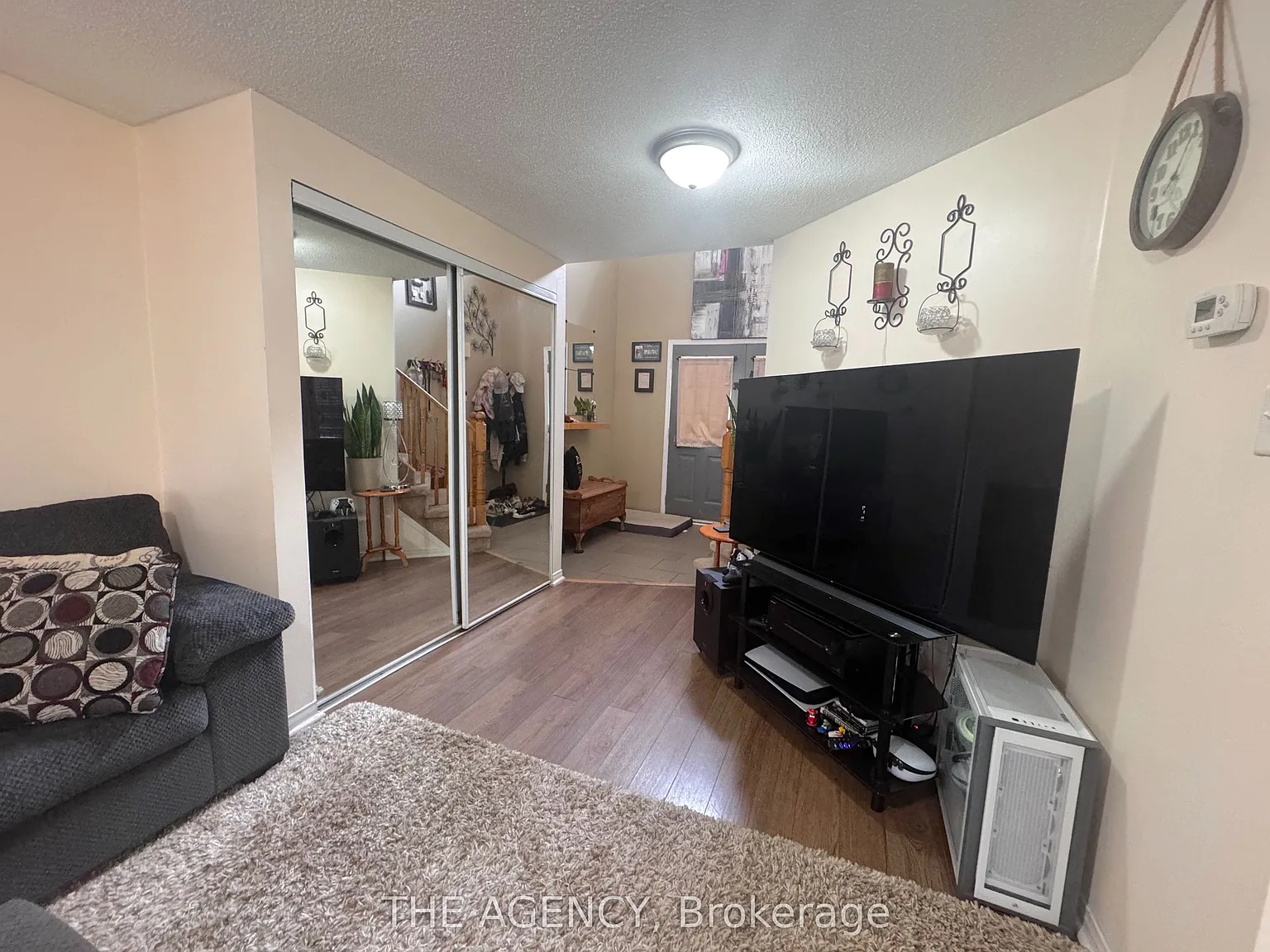 5 bed, $2,950 — Photo 4