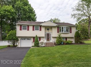178 Stephen Dr, Park Ridge, NJ 07656