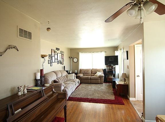 3rd image of 2446 Coronado Ct