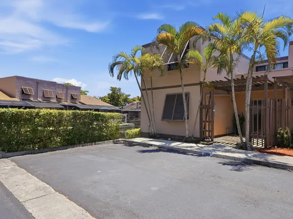 12300 NW 11th Court, Pembroke Pines, FL 33026