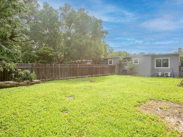1005 Haynes St #1007 — Photo 17
