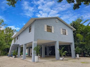 139 N Bay Harbor Dr, Key Largo, FL 33037