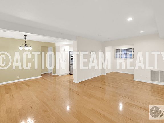 5th image of 2430 S Elizabeth St APT 1