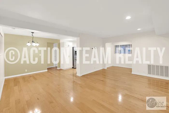 2430 S Elizabeth St #1 — Photo 5