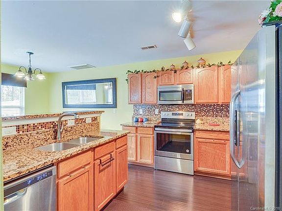 4th image of 6409 Ziegler Ln