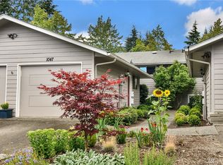1047 Blue Heron Ave NE, Bainbridge Island, WA 98110