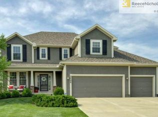 22506 W 57th St, Shawnee, KS 66226