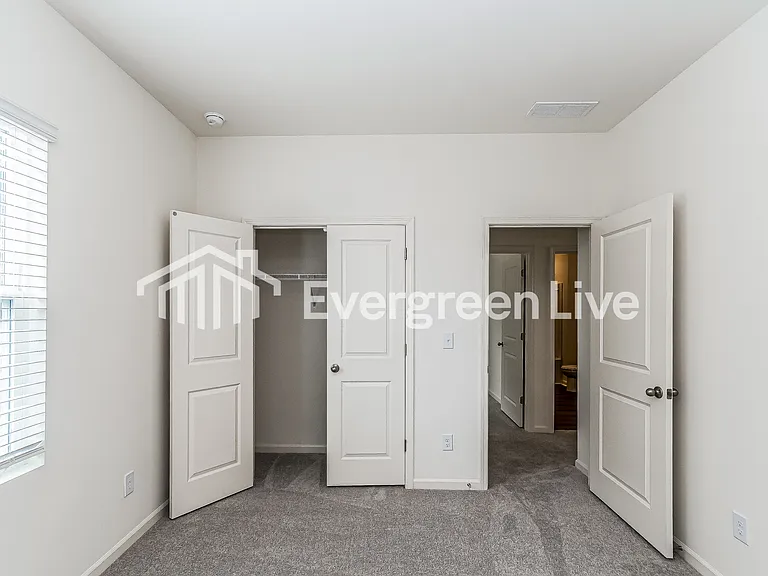 725 Shepard Rock Dr — Photo 12