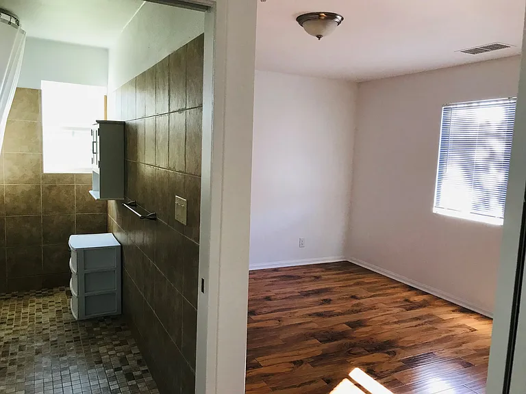 1414 Sweetbriar Cir — Photo 26