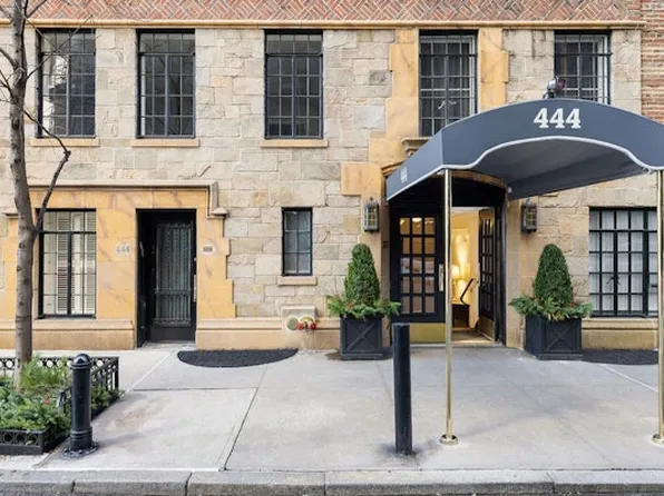444 East 52nd Street image 23 of 24