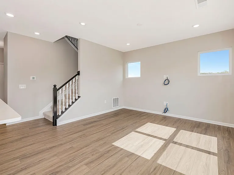 5589 Callaway Dr — Photo 19