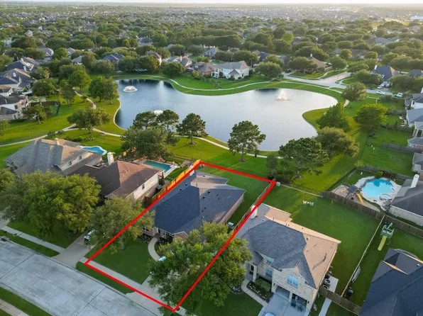 405 Wickford Ct, League City, TX 77573