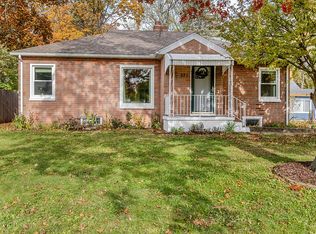 221 Bellevue St SE, Wyoming, MI 49548