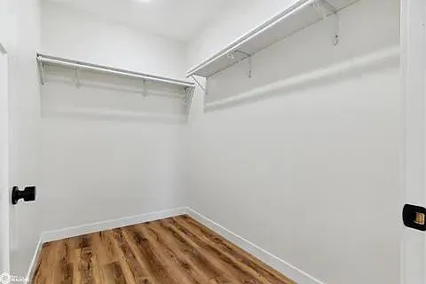 602 W Monroe St — Photo 10