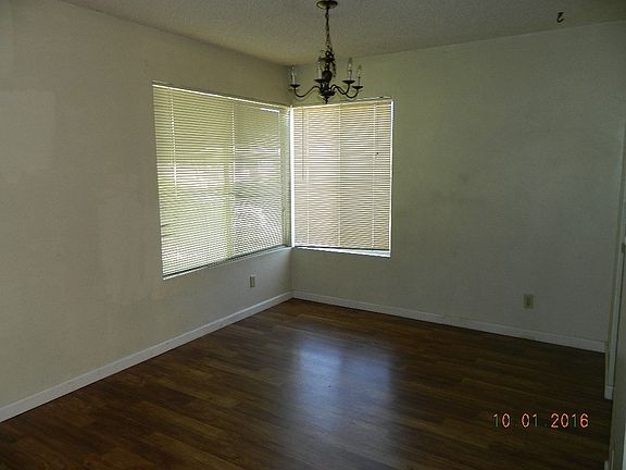 4th image of 7336 Tooma St #244