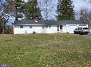 1 Gordon Rd, Mount Holly, NJ 08060