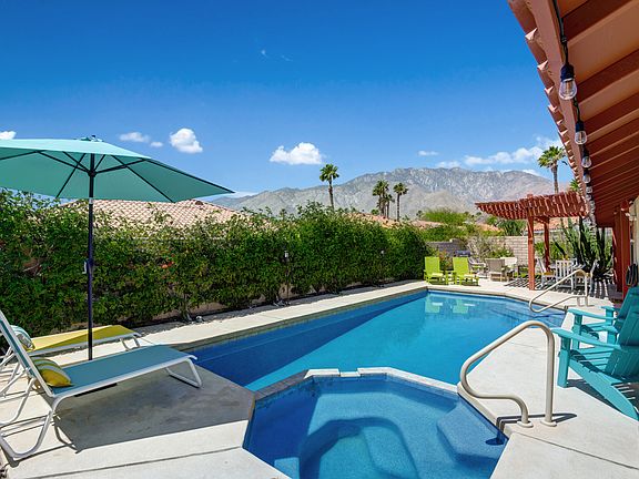 4th image of 1457 E Adobe Way