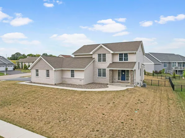 855 Freedlund Dr, Rockton, IL 61072