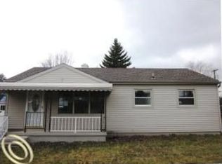 9464 Holland Rd, Taylor, MI 48180