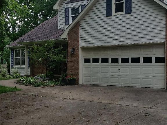 3rd image of 737 Isaac Shelby Cir W