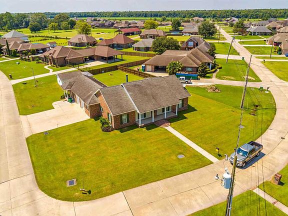 2nd image of 105 Sugarfield Dr