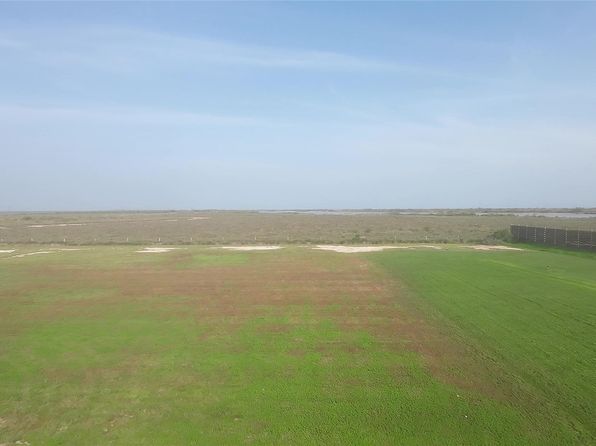 32 Private Road 642 Holiday Hbr, Matagorda, TX 77457