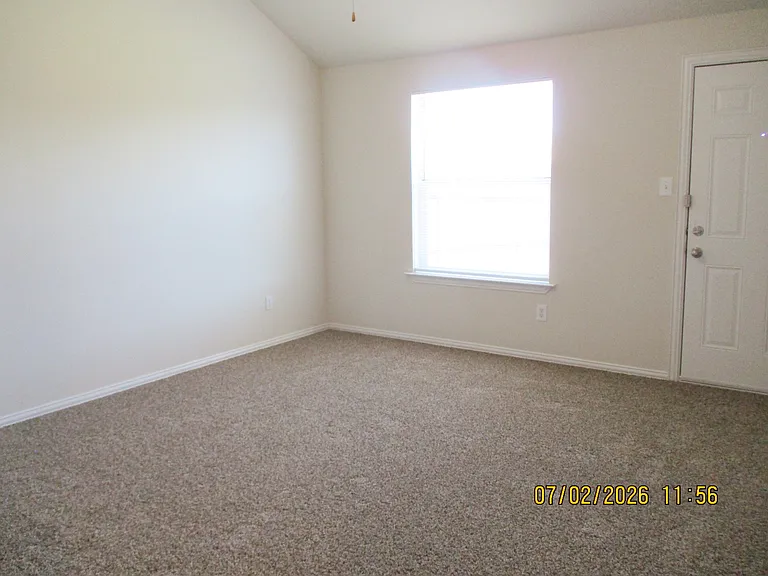 300 Robin St — Photo 12