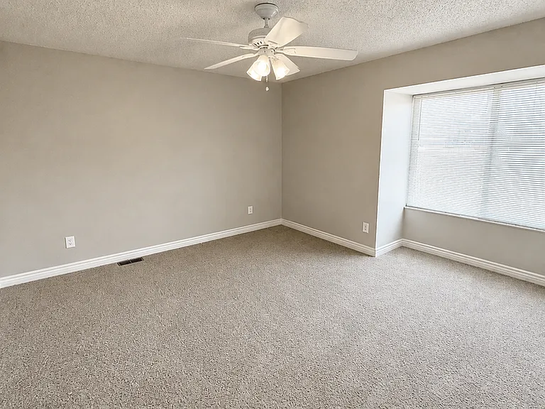 4015 Stonedike Dr — Photo 23