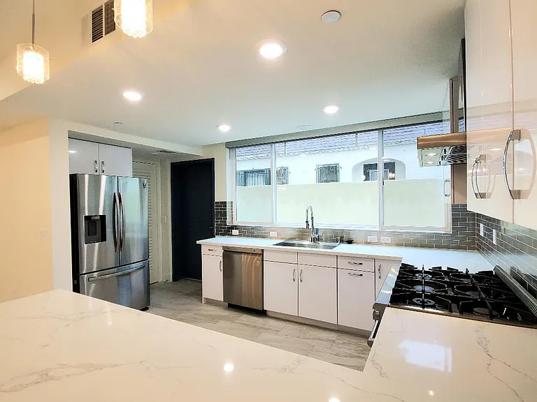 Kitchen counter top