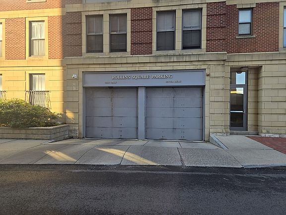3rd image of 25 Savoy St