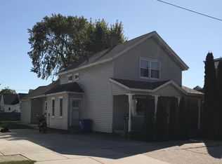208 N 3rd St, Grand Haven, MI 49417