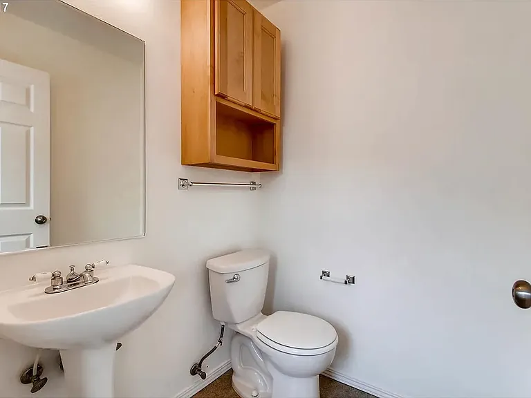 171 NE 75th Ave — Photo 20