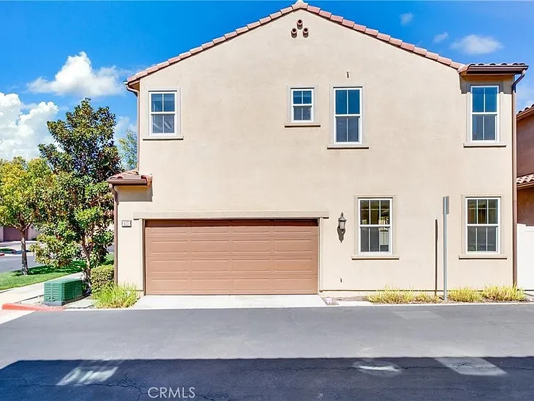 410 Golden Bear Ln — Photo 5