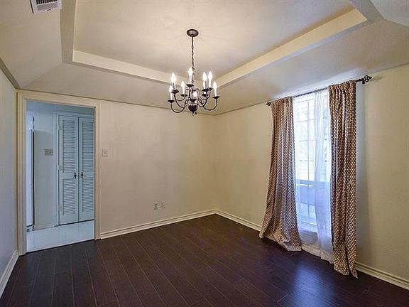 5th image of 200 Rushcreek Dr