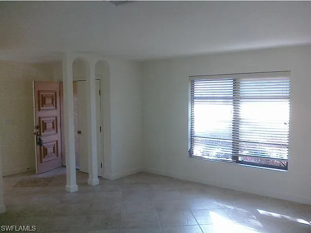 Building Photo - 3696 McComb Ln