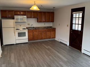 560 S Main St #3, Sheffield, MA 01257