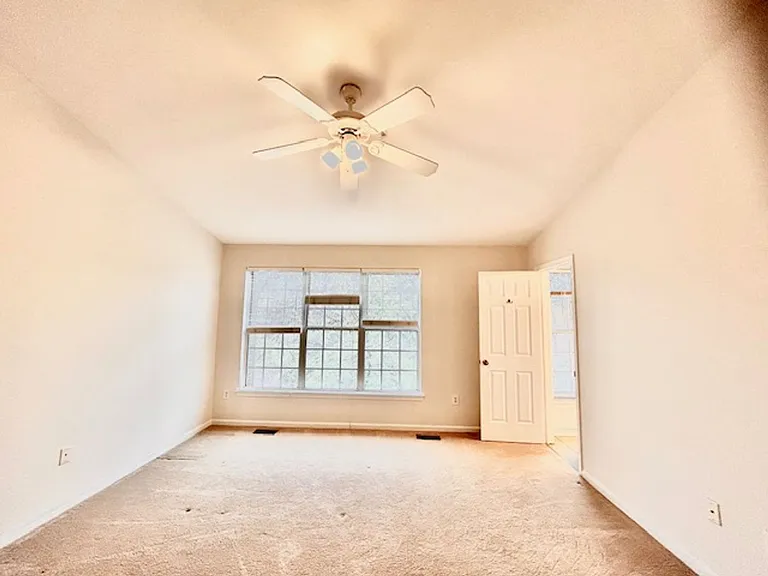 1803 Staley Manor Dr — Photo 17