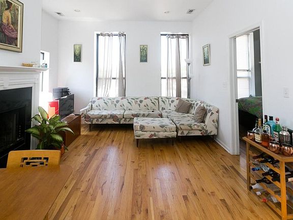 4th image of 1753 W Chicago Ave #Three