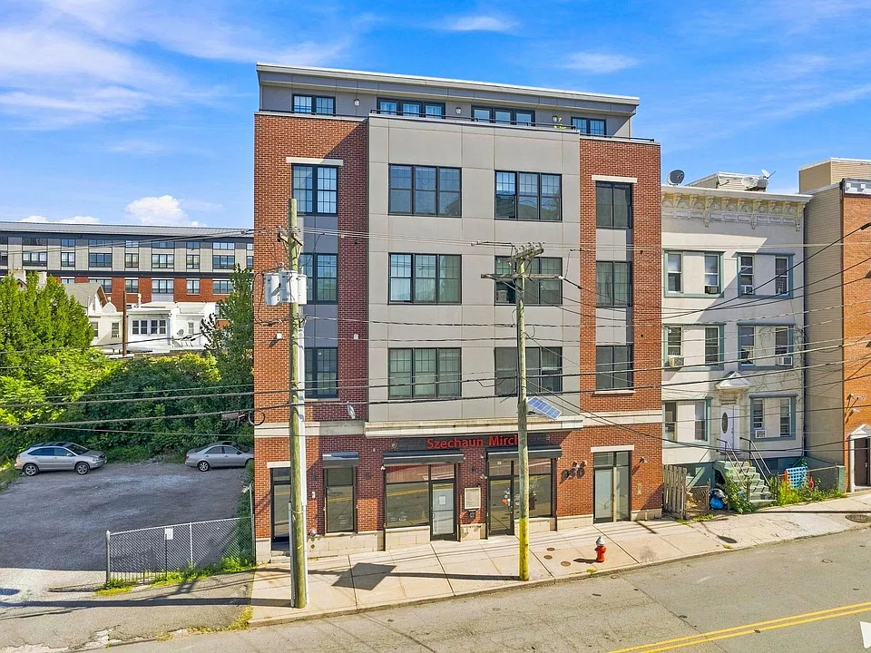 850 Newark Ave #2A
