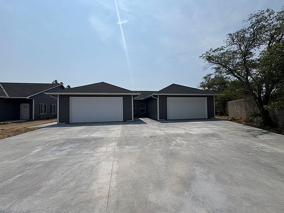 2nd image of 2965 S Bunker Hill Dr #100 & 200