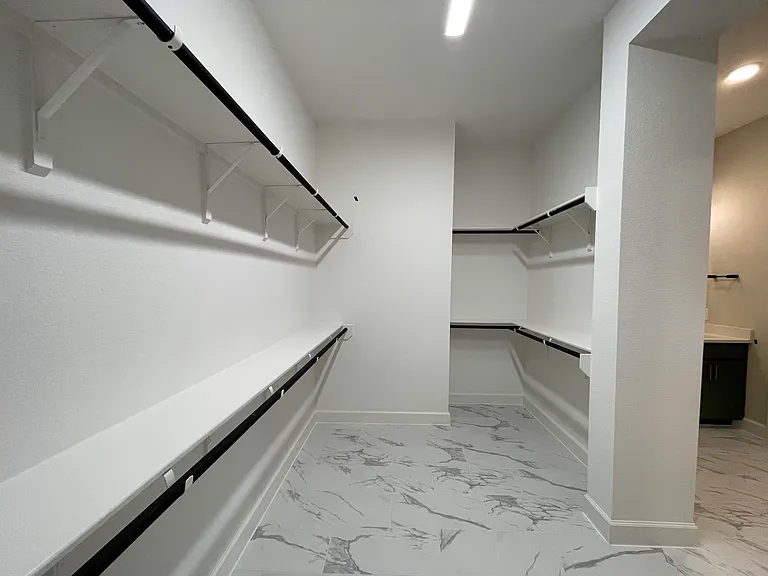 18303 Bluebird Branch Ln — Photo 33