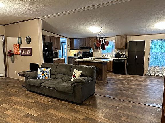 3rd image of 920 Clearleaf Dr #286-TRAILER