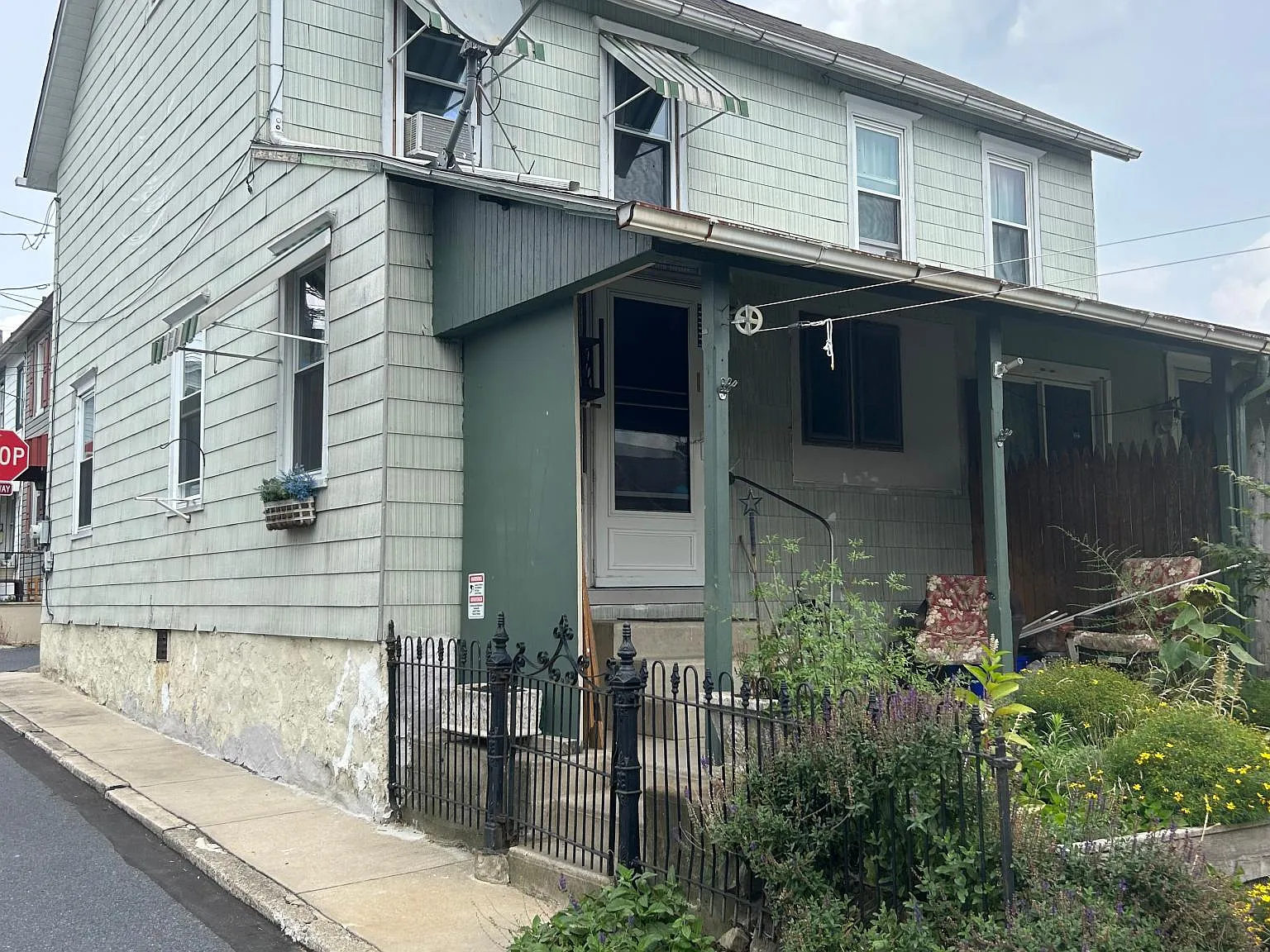 114 Limestone St — Photo 2