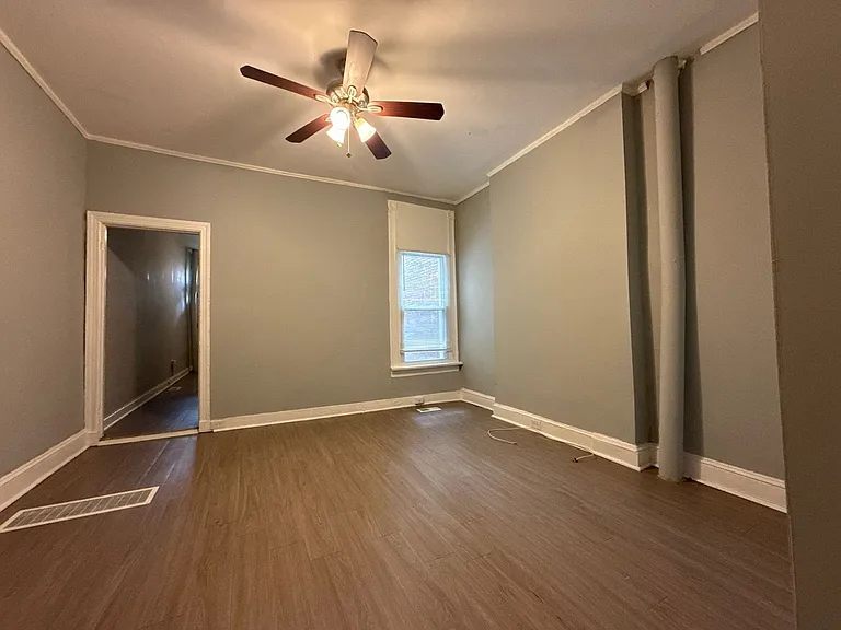 1625 Appleton St — Photo 5