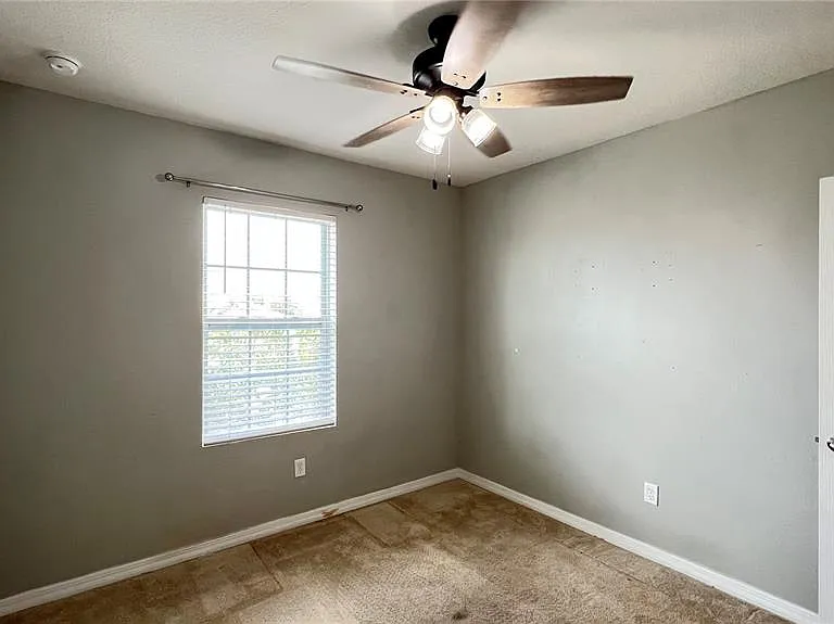 9017 Alba Ln — Photo 29