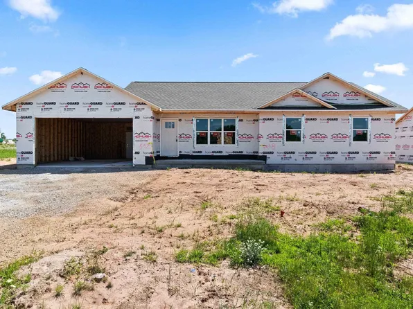542 Riverview Dr, Berlin, WI 54923