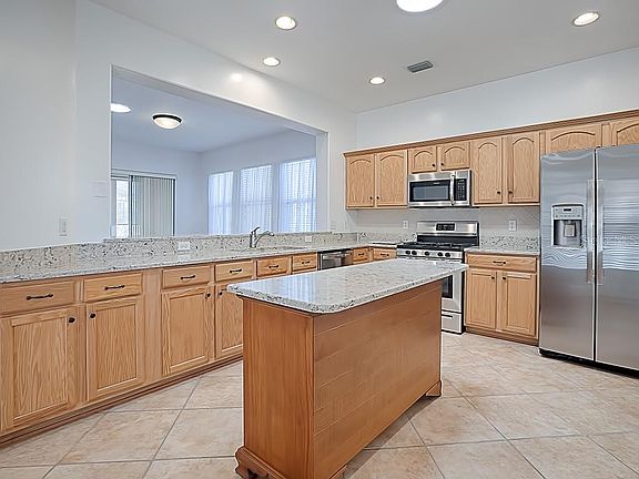 5th image of 9261 SE 124th Pl