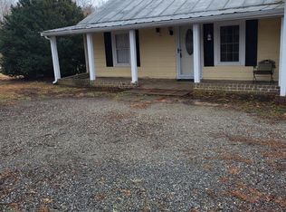 19310 Teman Rd, Beaverdam, VA 23015