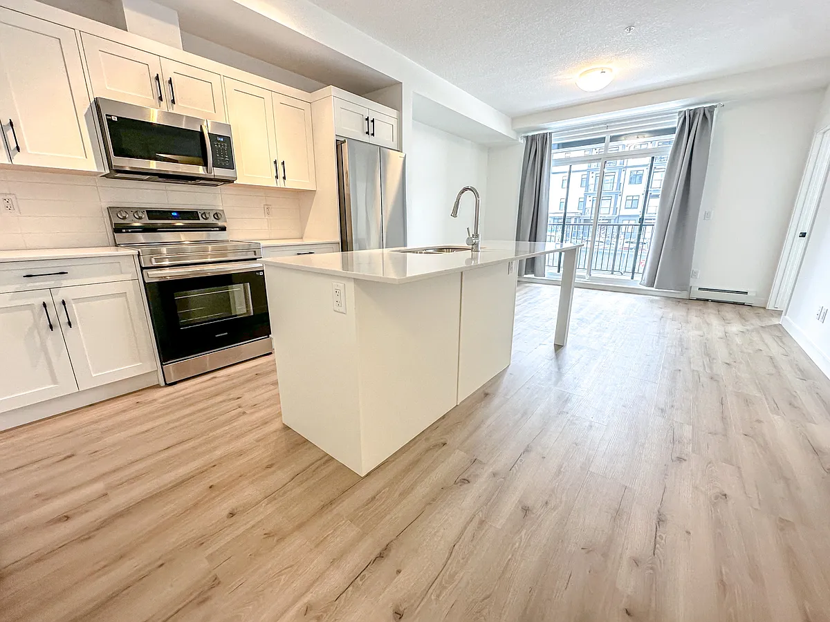 Building Photo - 70 Sage Hill Walk NW #115
