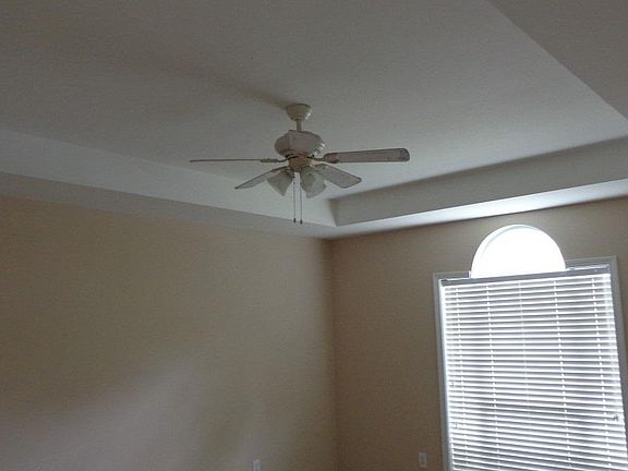 5th image of 5812 Marchester Cir